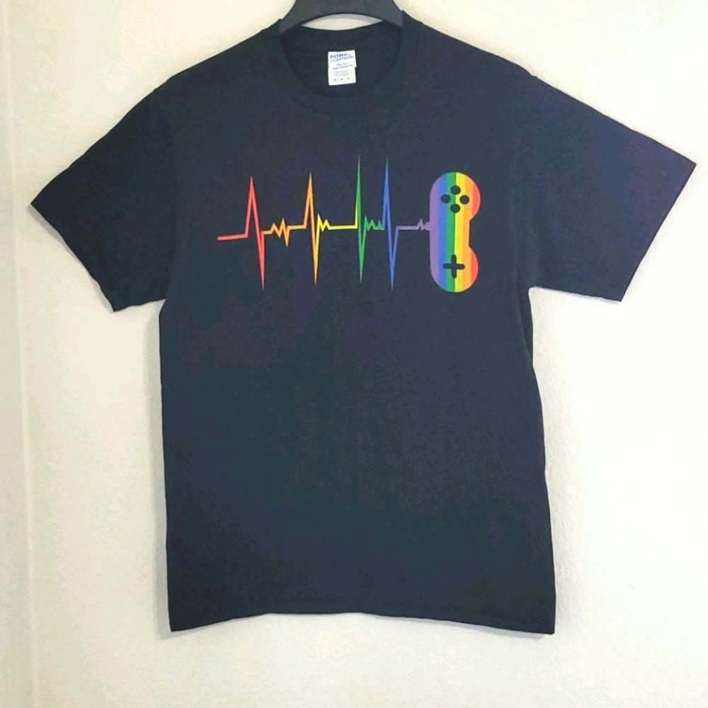 Port & Company Rainbow heartbeat gamer console Medium Graphic tee